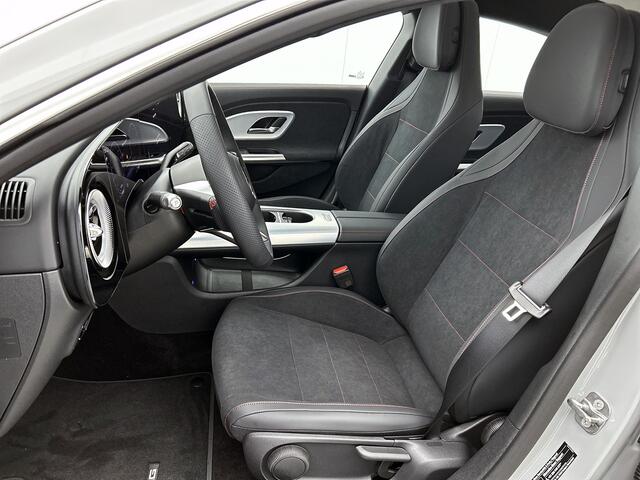 Mercedes-Benz CLA-KLASSE 200 Business Solution AMG | Smartphone integratiepakket | Antidiefstalpakket URBAN GUARD | Adaptieve cruisecontrol | Achteruitrijcamera | Sfeerverlichting | Vast Panoramadak | Dodehoekassistent |