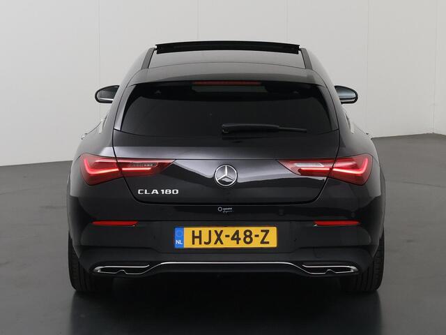 Mercedes-Benz CLA-KLASSE Shooting Brake 180 Star Edition Luxury Line | Panoramadak | Getint glas | Sfeerverlichting | Widescreen | Stoelverwarming |