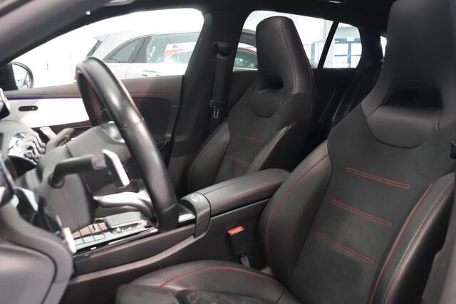Mercedes-Benz CLA-KLASSE Shooting Brake 180 Business Solution AMG | Panoramadak | 18"Lichtmetaal | Trekhaak | Stoelverwarming |