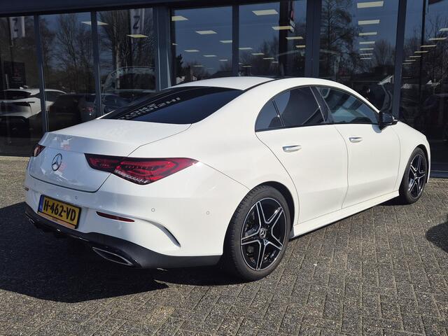 Mercedes-Benz CLA-KLASSE 200 Business Solution AMG | Navigatie | Panoramadak |