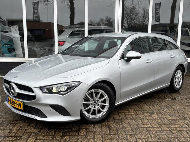 Mercedes-Benz CLA-KLASSE Shooting Brake 180 Business Solution | Mbux | Stoelverwarming | Parkeer Camera | Elektrische Achterklep