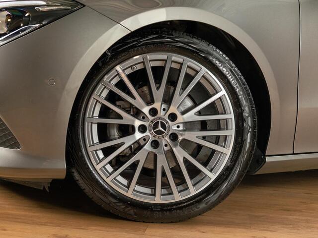 Mercedes-Benz CLA-KLASSE Coupé 180 Luxury Line Premium