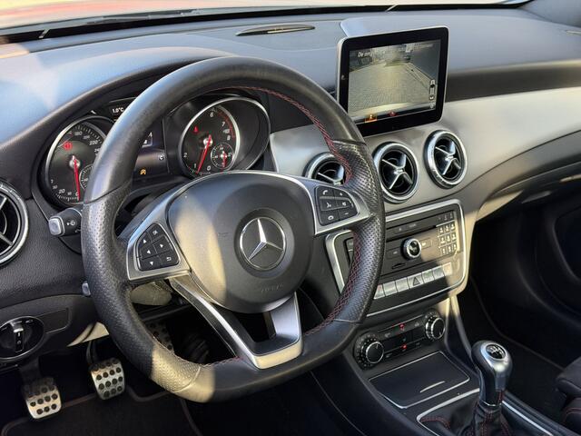 Mercedes-Benz CLA-KLASSE 180 Business Solution AMG Upgrade Edition | RIJKLAAR | NAP | Extra wielenset