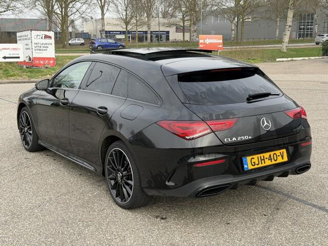 Mercedes-Benz CLA-KLASSE 250 e AMG Night Pano Sfeerv. Burmester
