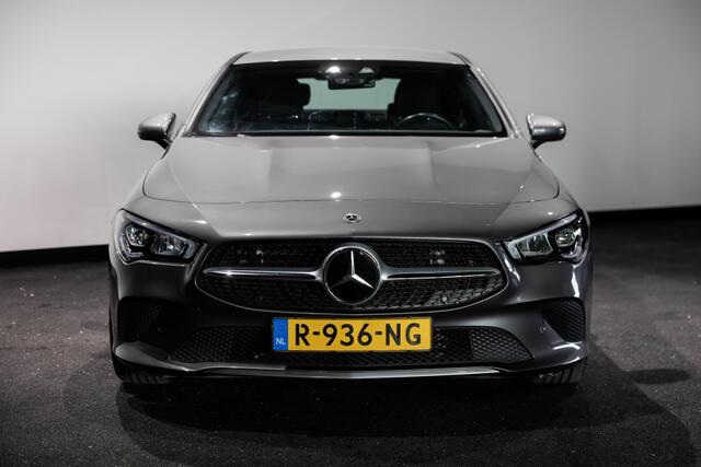 Mercedes-Benz CLA-KLASSE 200 Business Line | ACC | Apple Carpl | StoelVerw