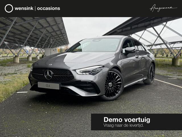 Mercedes-Benz CLA-KLASSE 180 Business Solution AMG | Night | Panoramadak | AMG Line Plus | Burmester | Trekhaak | Rijassistentiepakket | Head-up display | 360° camera | Techniekpakket | Winter pakket |