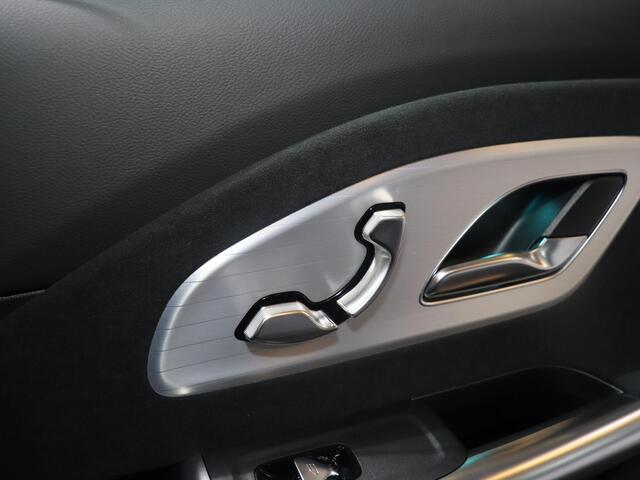 Mercedes-Benz CLA-KLASSE 250+ Launch Edition 85 kWh | Night | Panoramadak | Stoelverwarming | DISTRONIC | Achteruitrijcamera | Dodehoekassistent |