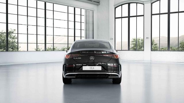 Mercedes-Benz CLA-KLASSE 200 Business Solution AMG 58 kWh | Panoramadak | Achteruitrijcamera | Stoelverwarming | extra getint glas |