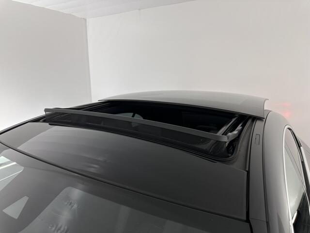 Mercedes-Benz CLA-KLASSE 250 e AMG Line (Plug-In) (INCL-BTW) Aut. *PANO | LEATHER-MICORFIBRE | WIDESCREEN-COCKPIT | FULL-LED | AMBIENTLIGHT | CAMERA | M-BUX-NAVI | ECC | SHIFTPADDLES | PDC | CRUISE | DAB | HEATED-SPORTSEATS | 18"ALU*