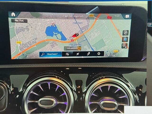 Mercedes-Benz CLA-KLASSE 180 AUT7 Luxury Line LEDER MEMORY PANORAMADAK SFEER KEY-LESS GO