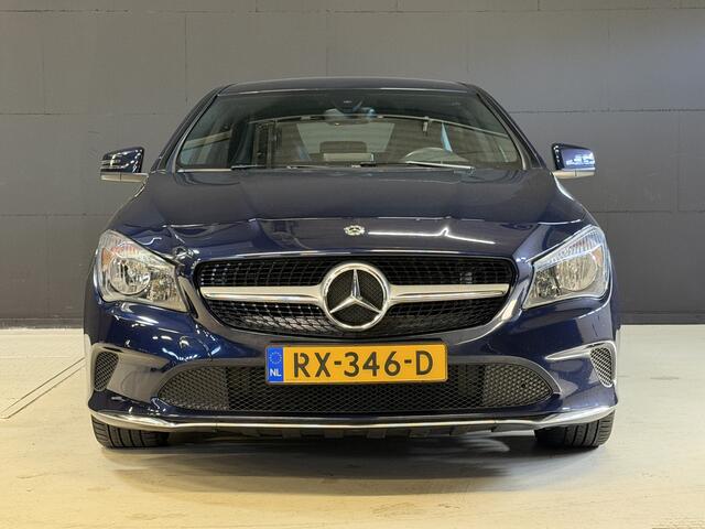 Mercedes-Benz CLA-KLASSE 180 Business Solution Automaat | Camera | Carplay | AMG Performance stoelen | Navi | Cruise