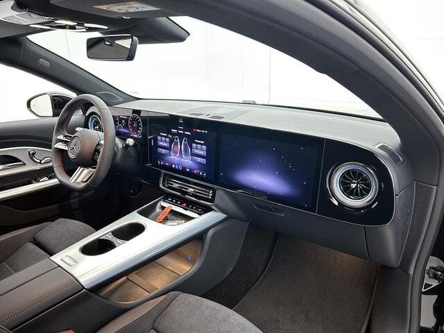 Mercedes-Benz CLA-KLASSE 200 Business Solution AMG 58 kWh | Premium pakket | Nightpakket | Smartphone integratie | Adaptieve cruisecontrol | Vast panoramadak | Memorypakket | Warmtepomp | MBUX Superscreen | Antidiefstal pakket |