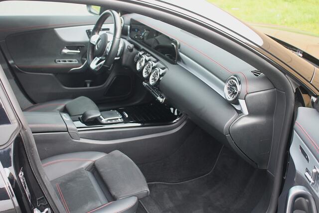 Mercedes-Benz CLA-KLASSE 200 Business Solution AMG