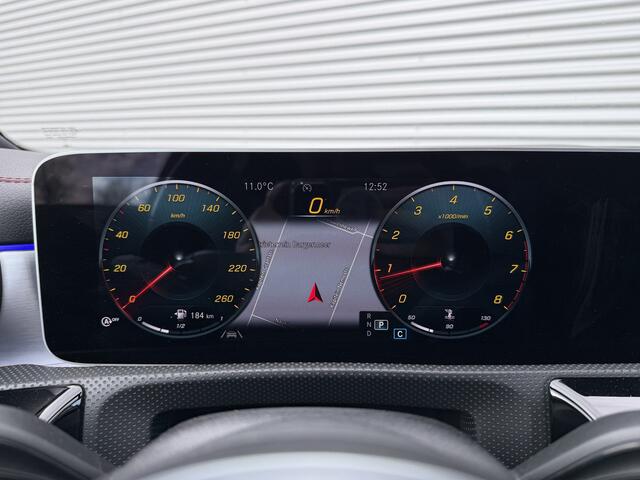 Mercedes-Benz CLA-KLASSE 200 Premium | Nieuw Binnen! | Widescreen | Sfeerverlichting | Pano