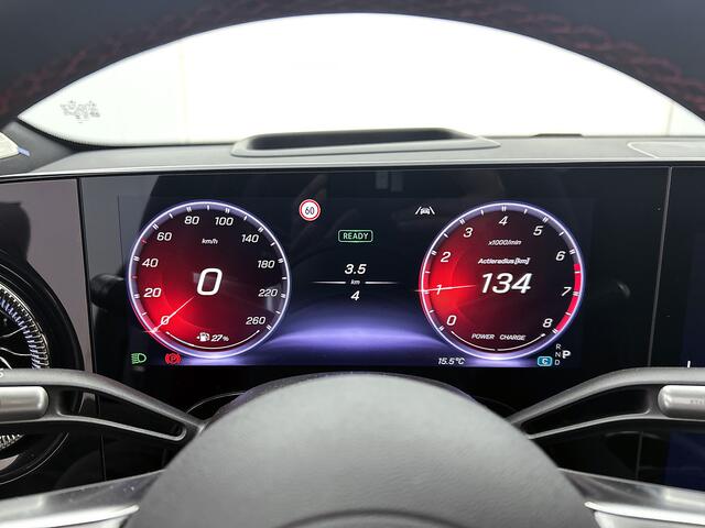 Mercedes-Benz CLA-KLASSE 200 Business Solution AMG | Premium Plus | Winterpakket | Rijassistentiepakket | Nightpakket | MBUX Augmented Reality navigatie | Smartphone integratie | Vast panoramadak |