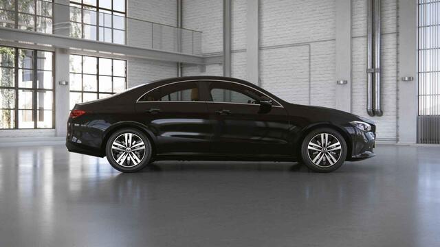Mercedes-Benz CLA-KLASSE 200 Business Solution Luxury | Stoelverwarming | Widescreen | Sfeerverlichting | Apple Carplay |