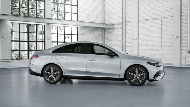 Mercedes-Benz CLA-KLASSE 200 Business Solution AMG 58 kWh | Nightpakket | Panoramadak | Stoelverwarming | Dodehoekassistent |