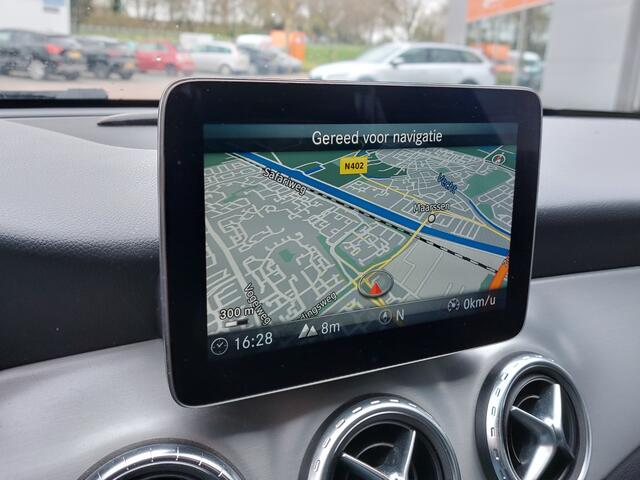 Mercedes-Benz CLA-KLASSE 180 122pk Automaat AMG Upgrade Edition | Navi | Apple Carplay+Android Auto | Airco | Cruise | Leder+Alcantara+Stoelverwarming | Licht+Regensensor | Pdc V+A+Assist+Camera | 18''lm