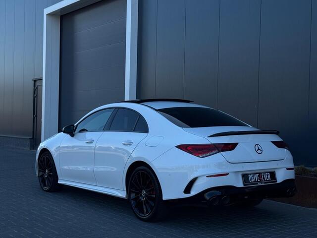 Mercedes-Benz CLA-KLASSE 250 e AMG Line FULL PANO SFEER ECC MM SEATS SPORTVELGEN NAVI