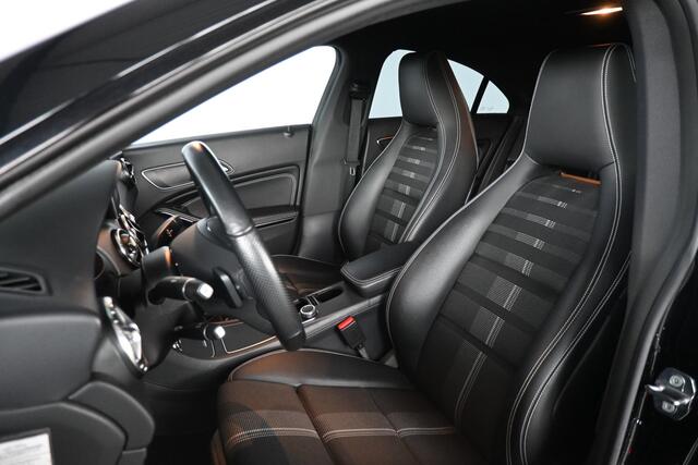 Mercedes-Benz CLA-KLASSE 200 Prestige AMG Automaat Clima Navigatie LED Rijklaarprijs Inruil Mogelijk!