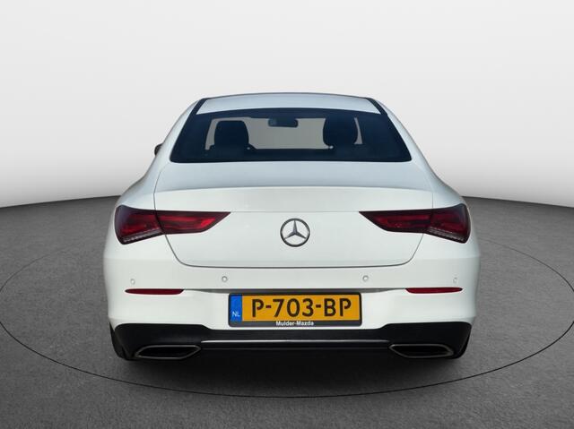 Mercedes-Benz CLA-KLASSE 180 Business Solution Luxury Aut | Panoramadak | Sfeerled