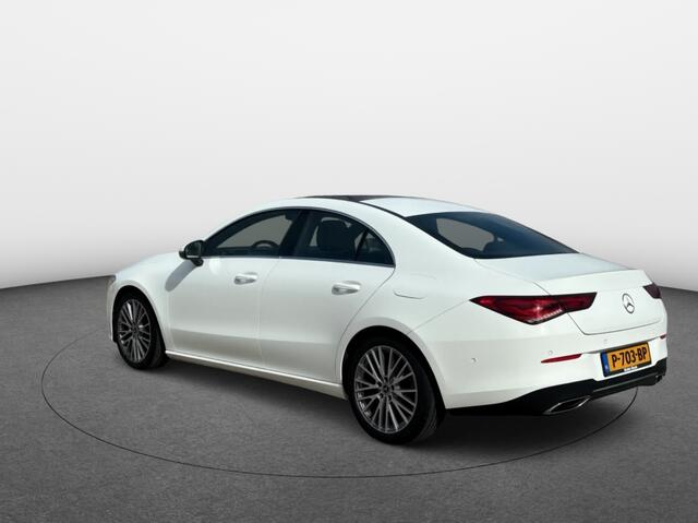 Mercedes-Benz CLA-KLASSE 180 Business Solution Luxury Aut | Panoramadak | Sfeerled