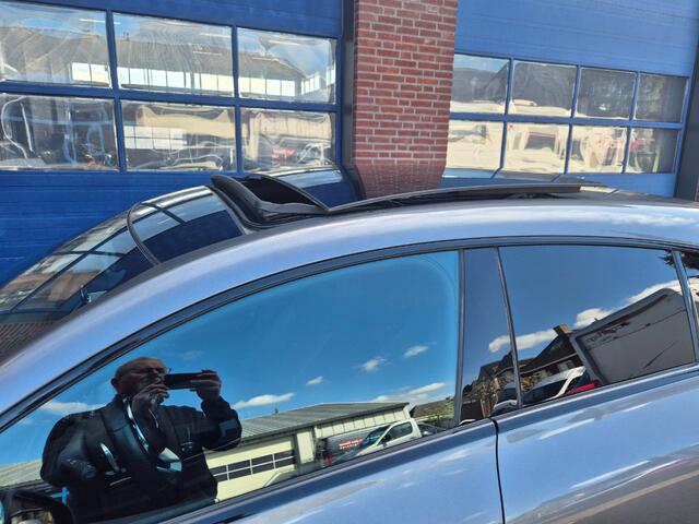 Mercedes-Benz CLA-KLASSE 250 E AMG