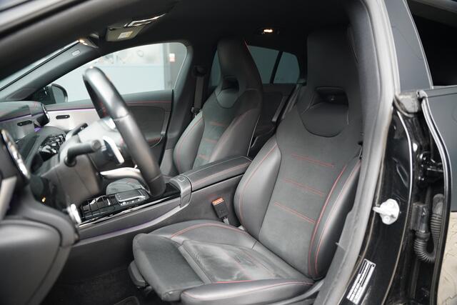 Mercedes-Benz CLA-KLASSE 180 Premium AMG | Stoelverwarming | Keyless | Cruise Control | Ambiance verlichting | Camera | Parkeersensoren | LED