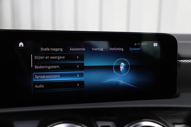 Mercedes-Benz CLA-KLASSE 180 Advantage | 136PK | Panoramadak | Led | Widescreen | Carplay | Stoelverwarming | 2020.