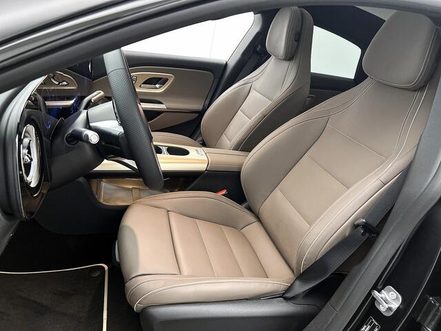 Mercedes-Benz CLA-KLASSE 200 Business Solution AMG | Edition pakket | Nightpakket | Premium Plus pakket | URBAN GUARD | Smartphone integratie | Vast panoramadak | Sierelementen in geanodiseerd goud |