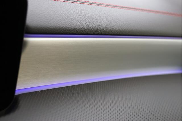 Mercedes-Benz CLA-KLASSE CLA 250 e AMG Line Facelift | Pano Trekhaak Keyless-Go