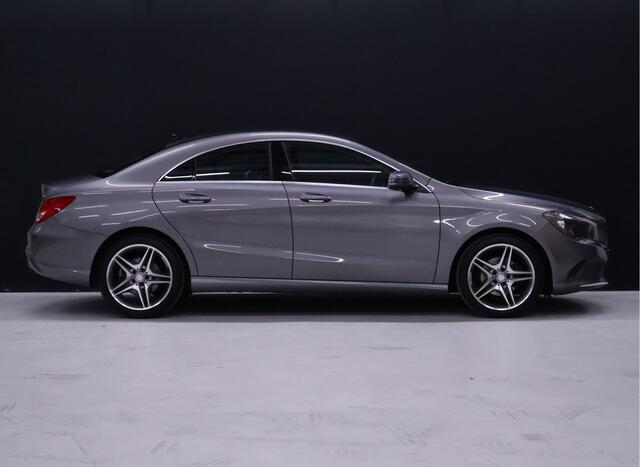 Mercedes-Benz CLA-KLASSE 180 AMG [APPLE CARPLAY, AMG VELG, LEDER INTERIEUR, CRUISE CONTROL, AUTOMATISCH DIMLICHT, SCHAKELFLIPPERS, NIEUWSTAAT]