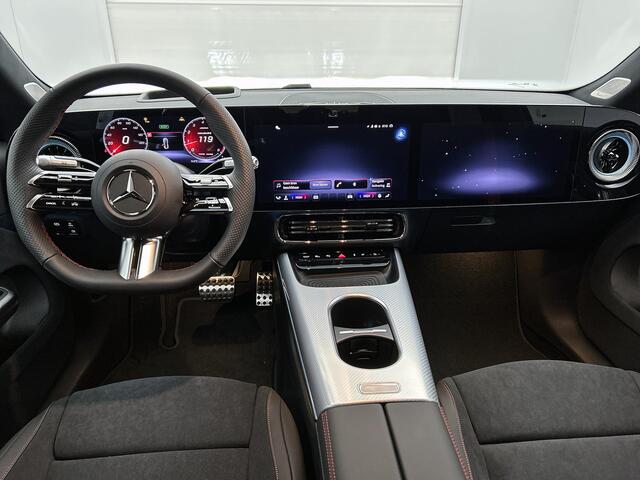 Mercedes-Benz CLA-KLASSE 200 Business Solution AMG | Premium Plus | Winterpakket | Rijassistentiepakket | Nightpakket | MBUX Augmented Reality navigatie | Smartphone integratie | URBAN GUARD |