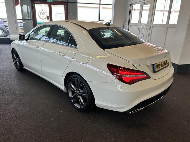 Mercedes-Benz CLA-KLASSE 180 Business Solution | Cruise control | Climate control | Achteruitrijcamera | Stoelverwarming | Nederlands geleverd