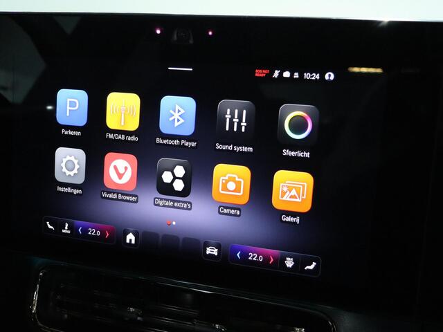 Mercedes-Benz CLA-KLASSE 250+ Launch Edition 85 kWh | Night | Panoramadak | DISTRONIC | Achteruitrijcamera | Dodehoekassistent |