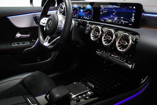 Mercedes-Benz CLA-KLASSE 250 4MATIC Premium Plus | PANORAMADAK | HEAD UP | BURMESTER | APPLE | 360 CAMERA