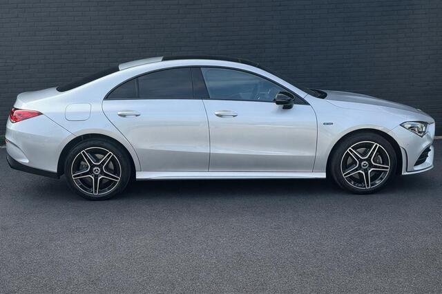 Mercedes-Benz CLA-KLASSE 250 e Business Solution AMG Limited I INCL. ¤ 850,00 AFL.KOSTEN + BOVAG GARANTIE