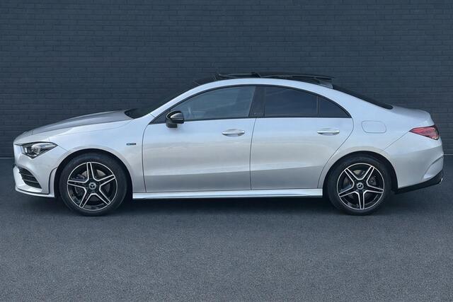 Mercedes-Benz CLA-KLASSE 250 e Business Solution AMG Limited I INCL. ¤ 850,00 AFL.KOSTEN + BOVAG GARANTIE