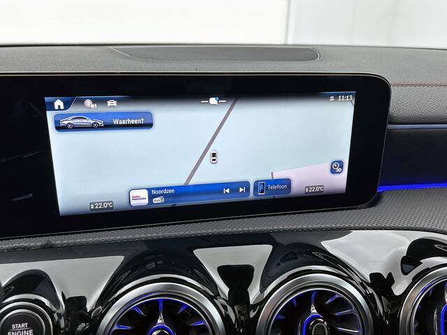 Mercedes-Benz CLA-KLASSE 250 e Business Solution AMG | Smartphone integratie | Panoramaschuifdak | Stoelverwarming voor | Multibeam LED |