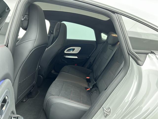 Mercedes-Benz CLA-KLASSE 250+ Launch Edition 85 kWh | Memorypakket voorstoelen | Multibeam LED | Warmtepomp | Panoramadak | Adaptieve Cruisecontrol | Inclusief 24 maanden Mercedes-Benz Certified garantie voor Europa.