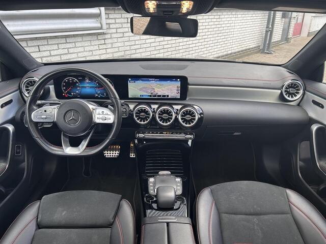 Mercedes-Benz CLA-KLASSE 180 AMG Line