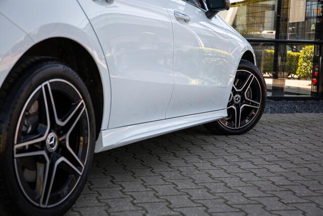 Mercedes-Benz CLA-KLASSE 250 e Business Line , Panoramadak, Head-up display, 360°camera,