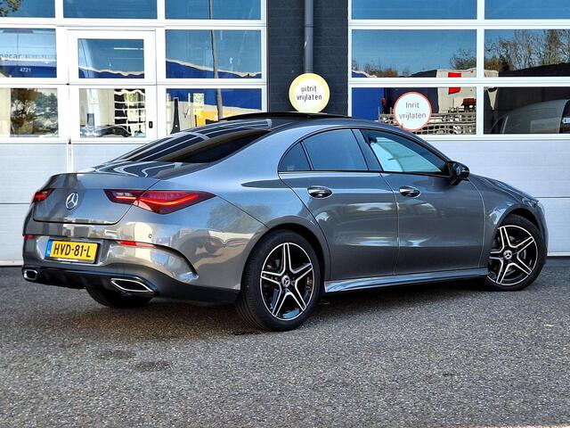 Mercedes-Benz CLA-KLASSE 180 Star Edition AMG | Night Pakket | Panoramadak | Bruin Interieur | Dodehoekassistent | Apple CarPlay | Android Auto | Sfeerverlichting | Stoelverwarming | Parkeersensoren | Achteruitrijcamera | Elektrisch Inklapbare Buitenspiegels