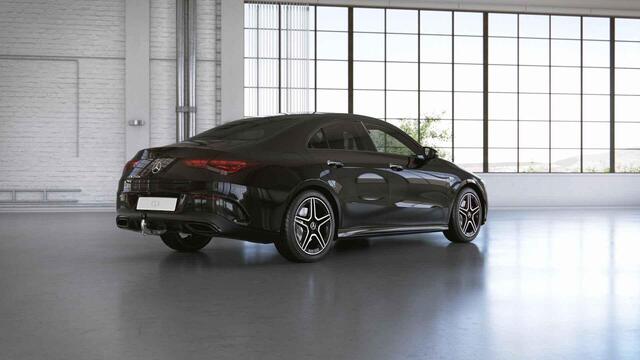 Mercedes-Benz CLA-KLASSE 250 e Premium Plus | AMG | Night | Trekhaak | Panoramadak | Widescreen | Sfeerverlichting | Stoelverwarming |