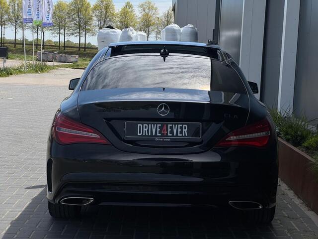 Mercedes-Benz CLA-KLASSE 180 AMG NIGHT FULL PANO NAVI APPLE CARPLAY CAMERA PDC