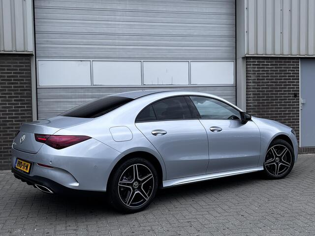 Mercedes-Benz CLA-KLASSE 250 e Star Edition AMG | Night Pakket | Dodehoekassistent | Apple CarPlay | Android Auto | Sfeerverlichting | Stoelverwarming | Parkeersensoren | Achteruitrijcamera | Elektrisch Inklapbare Buitenspiegels