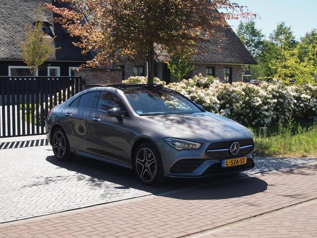 Mercedes-Benz CLA-KLASSE 250 e Business Solution AMG Limited | Panoramadak | Camera | Sfeerverlichting | Apple Carplay |