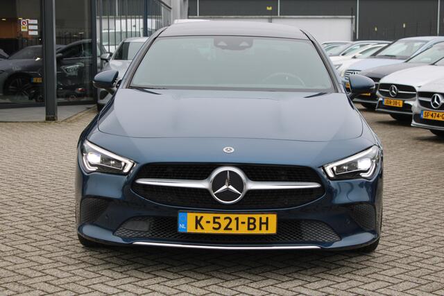 Mercedes-Benz CLA-KLASSE 180 AUT7 Luxury Line PANORAMADAK LEDER MEMORY KEY-LESS GO MULTIBEAM SFEER NL AUTO