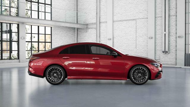 Mercedes-Benz CLA-KLASSE 250 e Star Edition AMG Line | Multibeam | Panoramadak | Night | Multispaaks lichtmetalen velgen | Stoelverwarming |