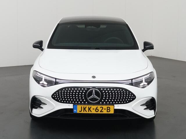 Mercedes-Benz CLA-KLASSE 250+ Launch Edition 85.5 kWh | Night | Panoramadak | Stoelverwarming | DISTRONIC | Achteruitrijcamera | Dodehoekassistent |